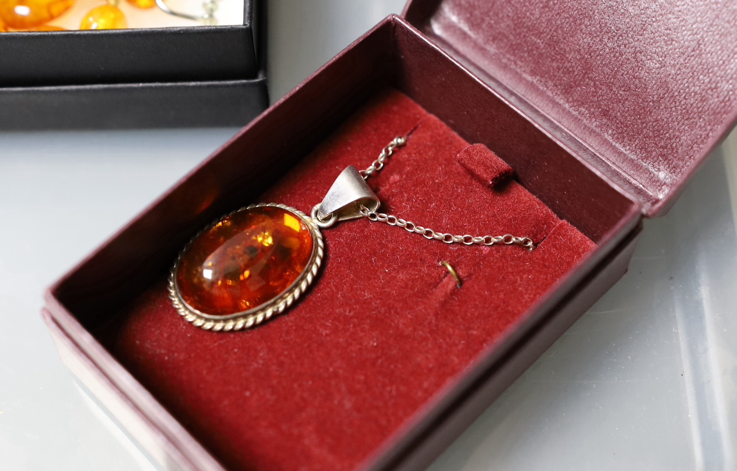 Mixed jewellery including amber necklace, dress stud set, marcasite earrings etc.